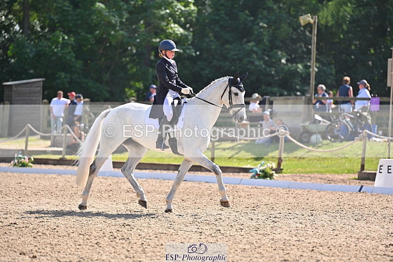 250523A-163329-08279 - A-065-Beatrice.Montgomerie-JAG.WOMANIZER.LADY