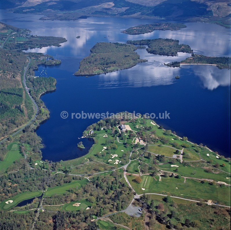 A00321B Loch Lomond Golf Course on Loch Lomond in 2002 - Settlements, infrastructure and attractions