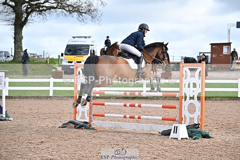 251119-121146-00340 - Cls 3 Snr 1.05m Open