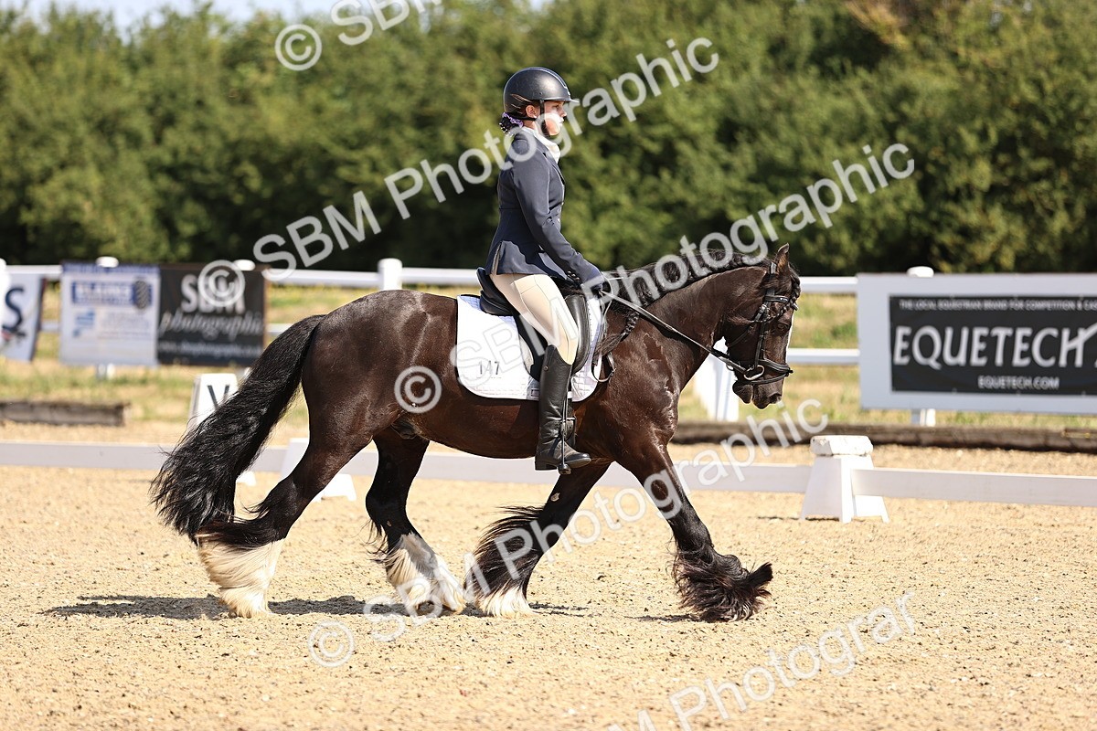 SBM_009182 - Novice 5 - 9.50-10.53