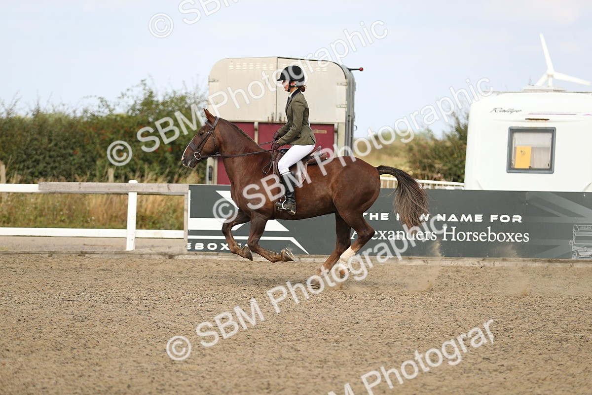 SBM_06120 - Class 48b Style & Performance 70cm (20+)