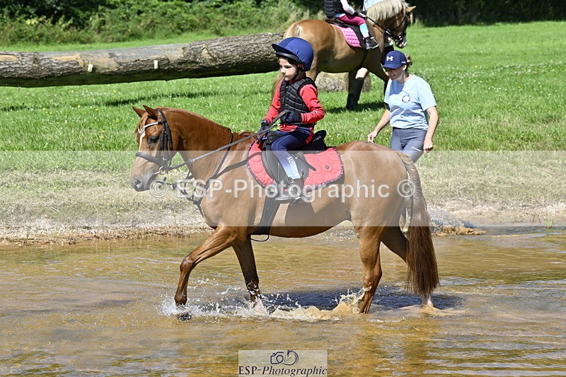 240728B-110716-01096 - Gemma's Group XC