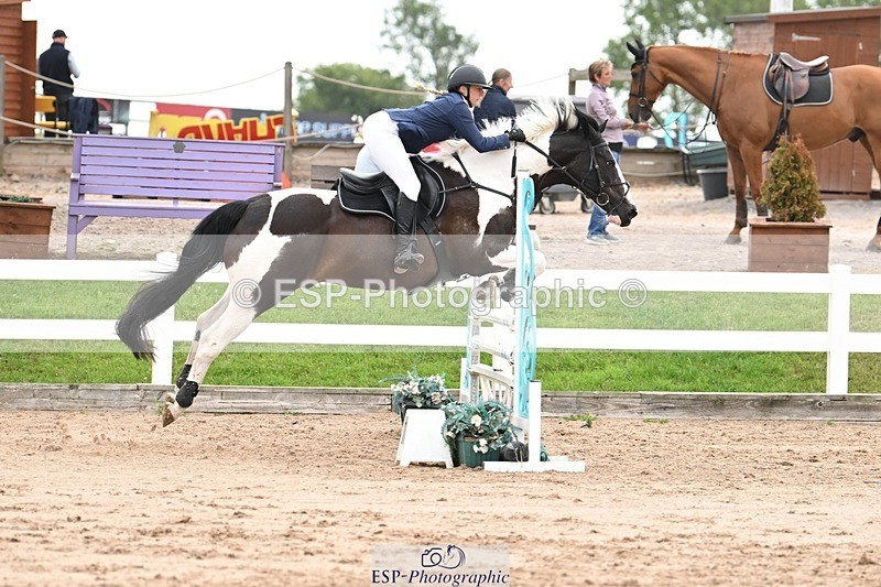 250727-094830-08916 - Cls 31 British Novice and 90cm