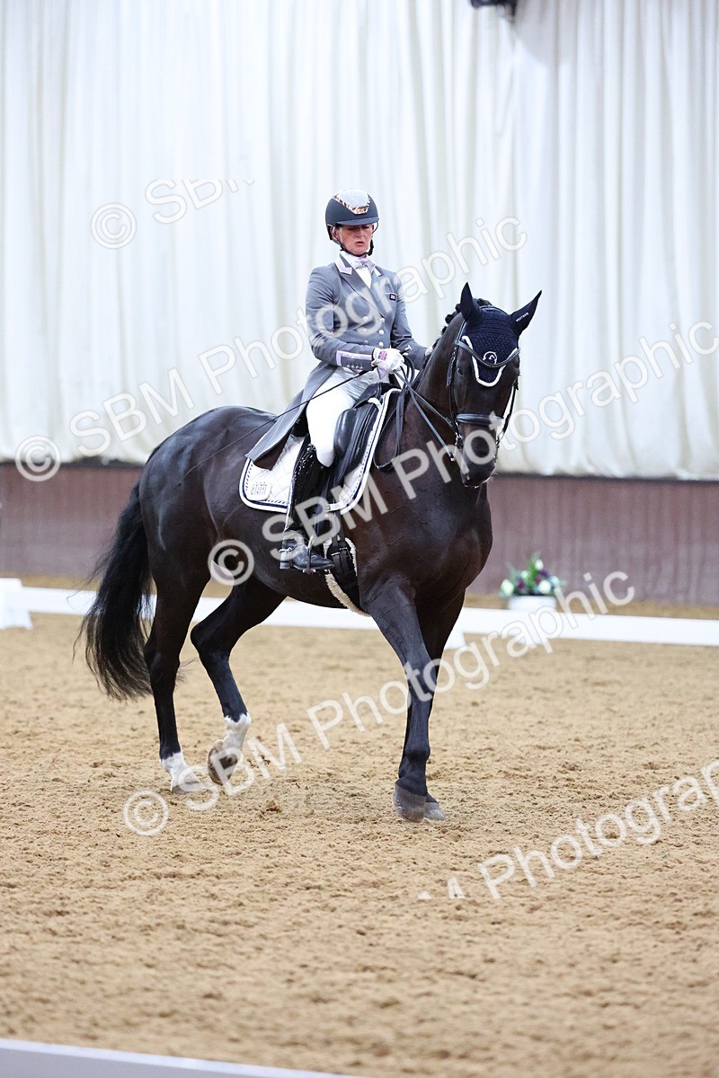 SBM_009508 - Class 14 - FEI Grand Prix - 19.27-20.27