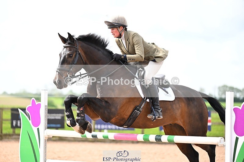 260507-103948-01578 - Cls 1 Snr Foxhunter