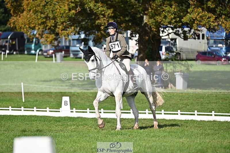 251024A-122048-09935 - G-571-Zoe.Mccanlis