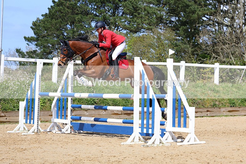 3E7A1396 - Class 6: Senior 1.05m