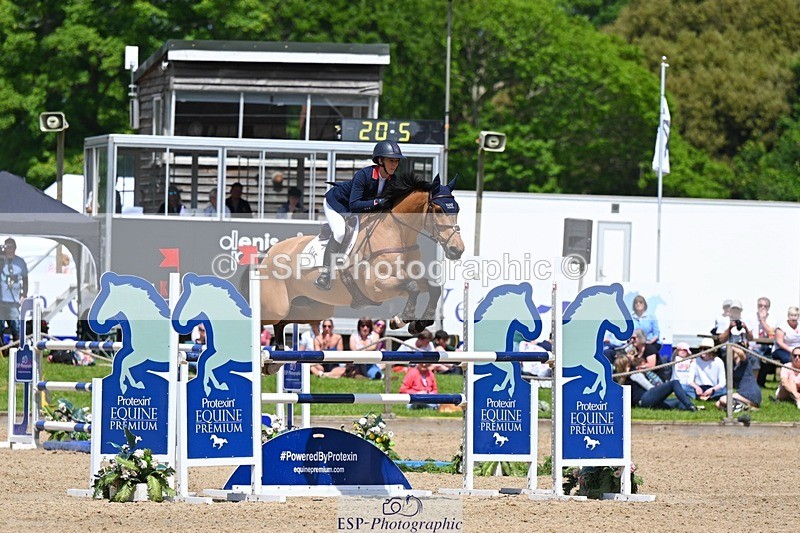 240525-132315-15332 - 418-REHY_DJ-Yasmin_Ingham