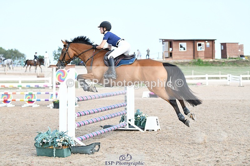 250725-171024-04113 - Cls 10 1.05m Amateur Quali