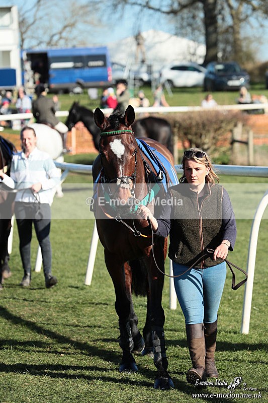 PtP 210326 931 - VWH Cirencester Races 21/03/26