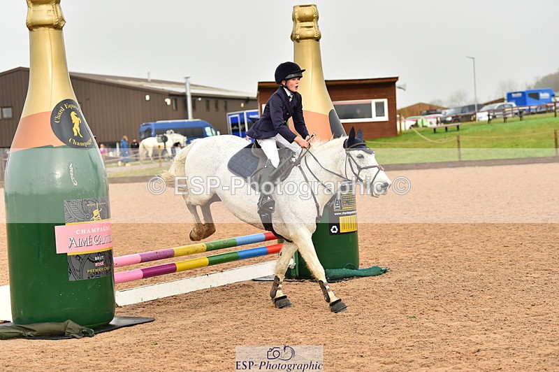 231118A-101140-00987 - Cls 18+19 Club and Schools 70cm