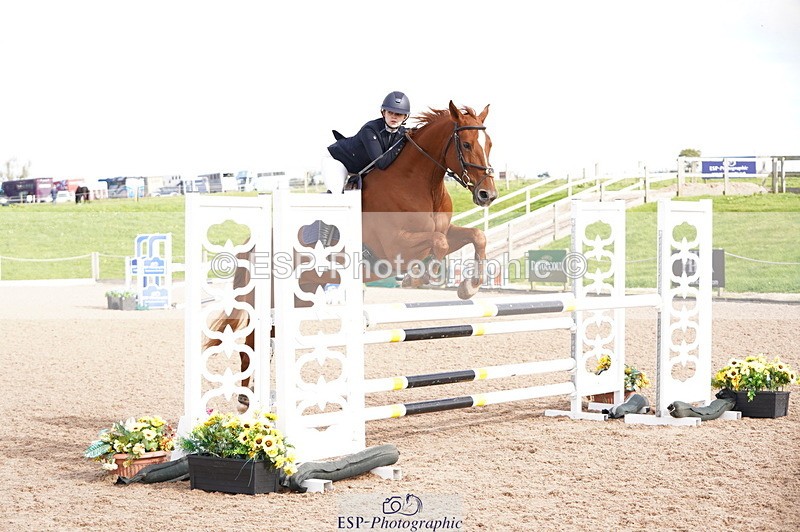 241004A-114012-00281 - Fri 02 Snr 1.05m Open