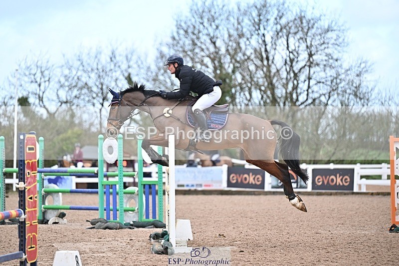 260220-142517-00884 - Cls 6 Foxhunter and 1.20m