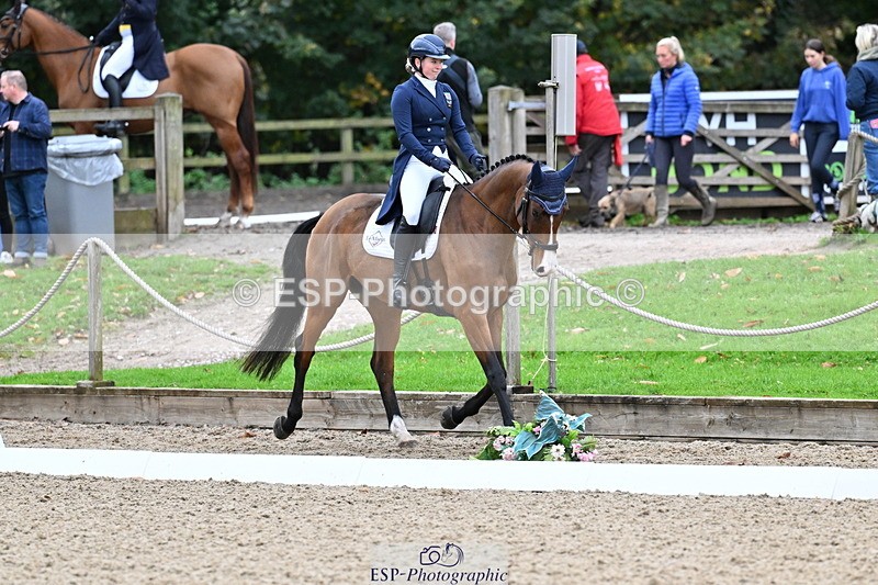 251022A-143307-00316 - B-104-Millie.Juleff