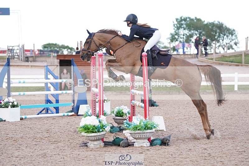 250627-200336-00571 - Cls 10+11 Children on Horses