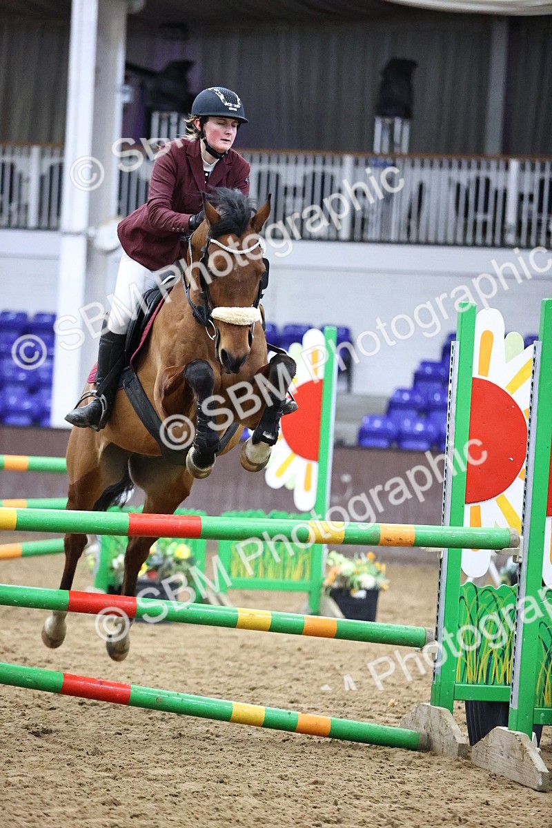 SBM_2280 - Class 8 - Nupafeed Supplements Senior Discovery/ 1m Open