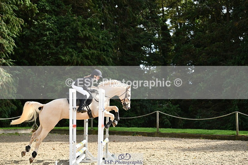 251004A-145912-01613 - Classes 8 & 9 70cm