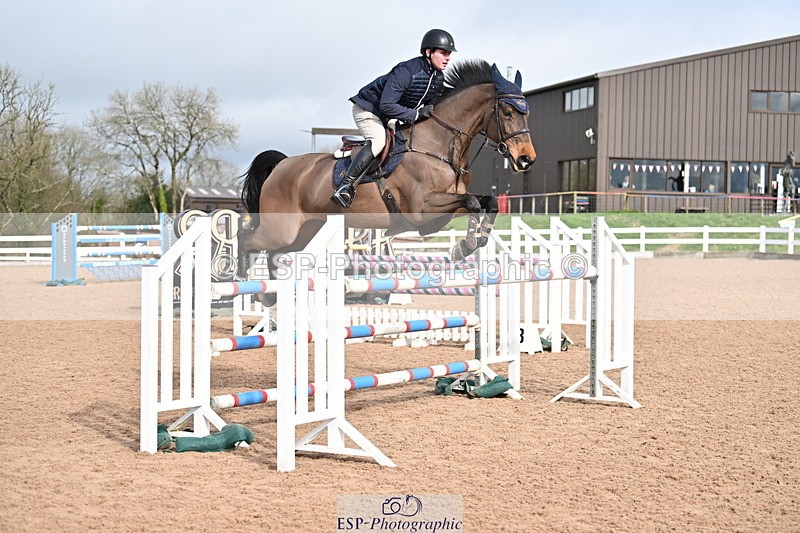 240224A-115804-03529 - Cls 11 Snr 1.05m and 1.10m Open