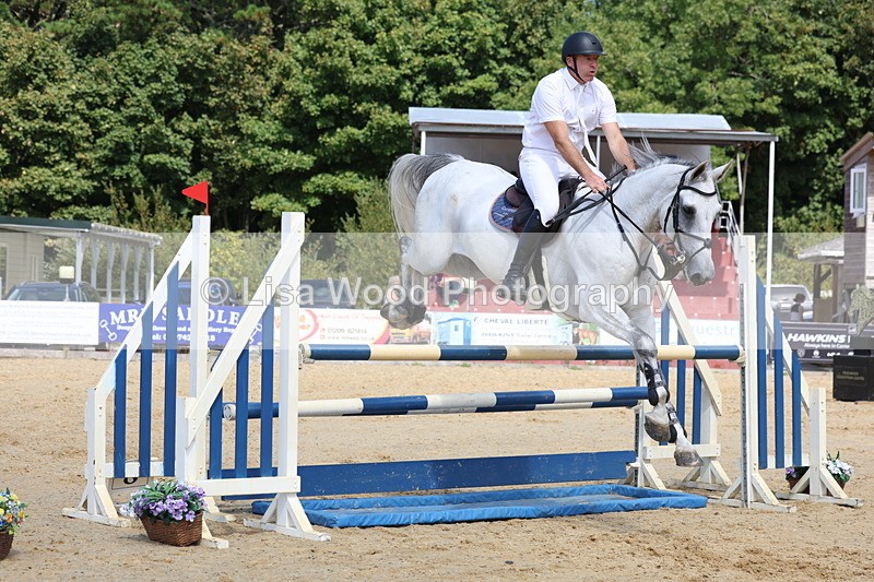 3E7A1772 - Class 8: Senior Newcomers/1.10m open