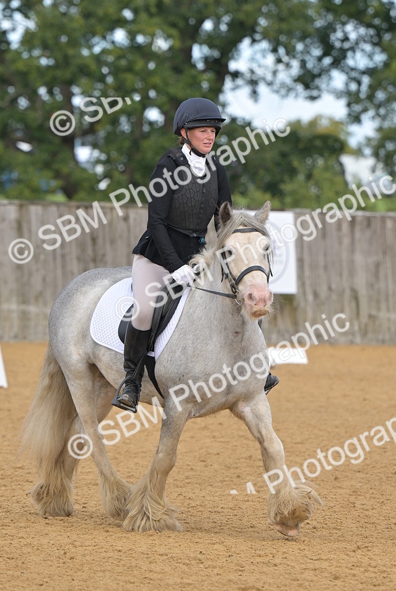 SBM_03729 - D2 - Small Tour Championship Intro 2
