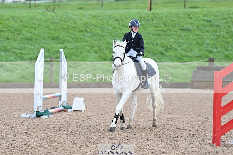 231029A-094159-02484 - 60cm Club and Schools