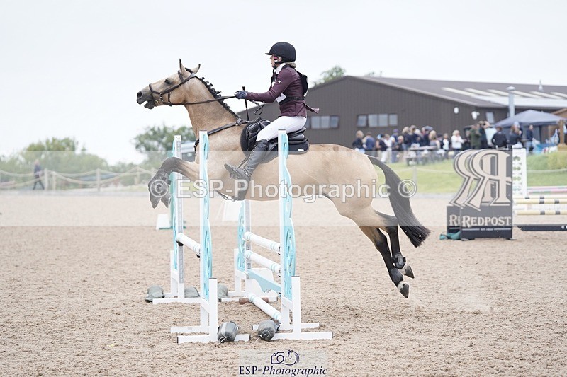 240831A-141654-04066 - 211-Fiona.Lewis-BALLYANNY.BUTTONS