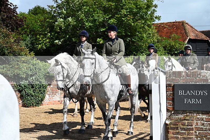 WJ7_7159 - Berks & Bucks at Blandy’s Farm 31-08-25