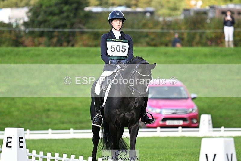 251023A-102242-02456 - G-505-Sarah.Amos