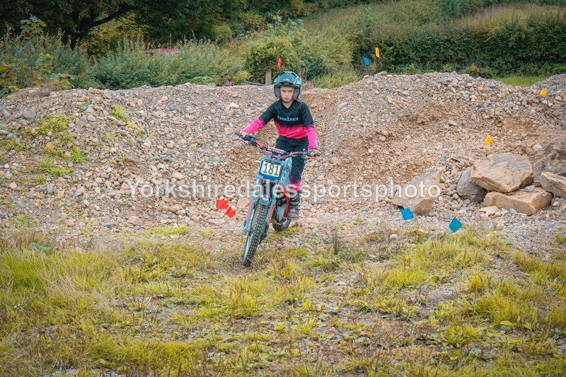 DSCF0581 - Ripon MC Trial 27/09- kids