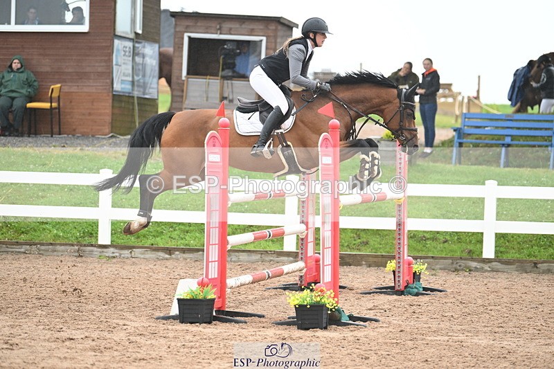 240720A-121300-14726 - Cls 11, 1 Star Bronze Tour 1.15m