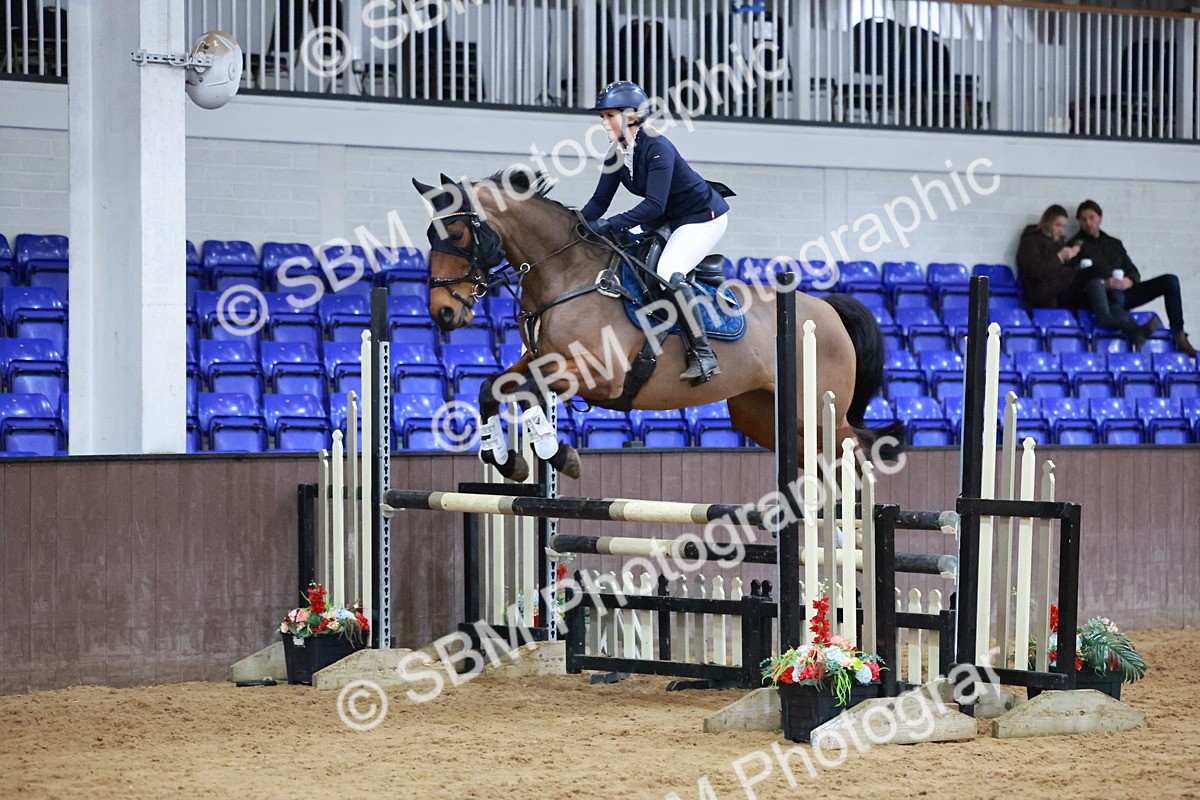 SBM_007469 - Class 24 - Nupafeed Supplements Senior Discovery/ 1m Open