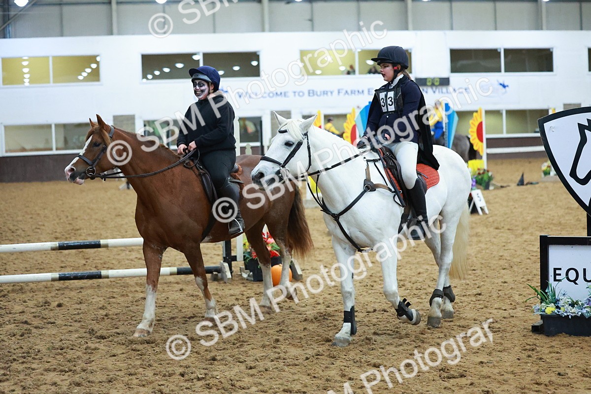 SBM_002875 - Class 4 - Pairs