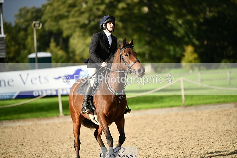 251004A-165253-02265 - Classes 10 & 11 80cm