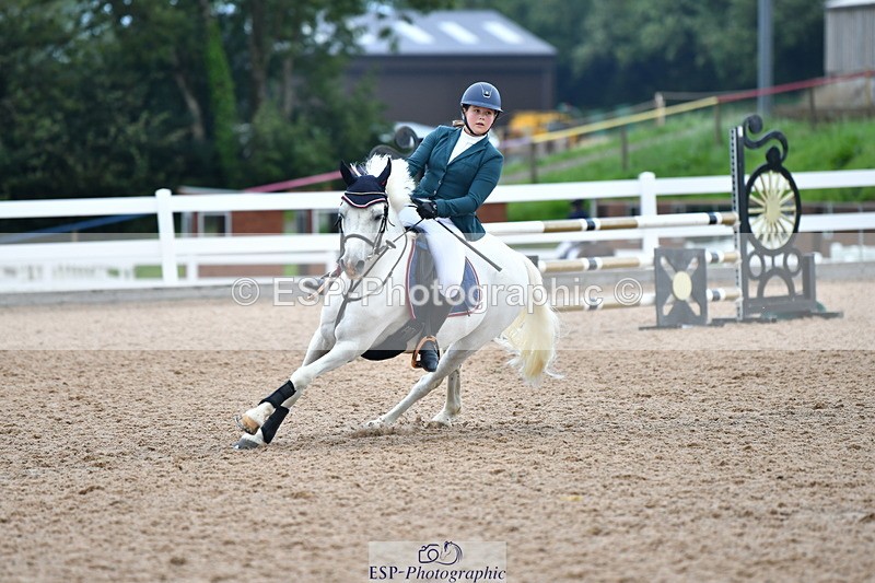 230819A-094531-00104 - Cls 20 Pony Intro 70cm