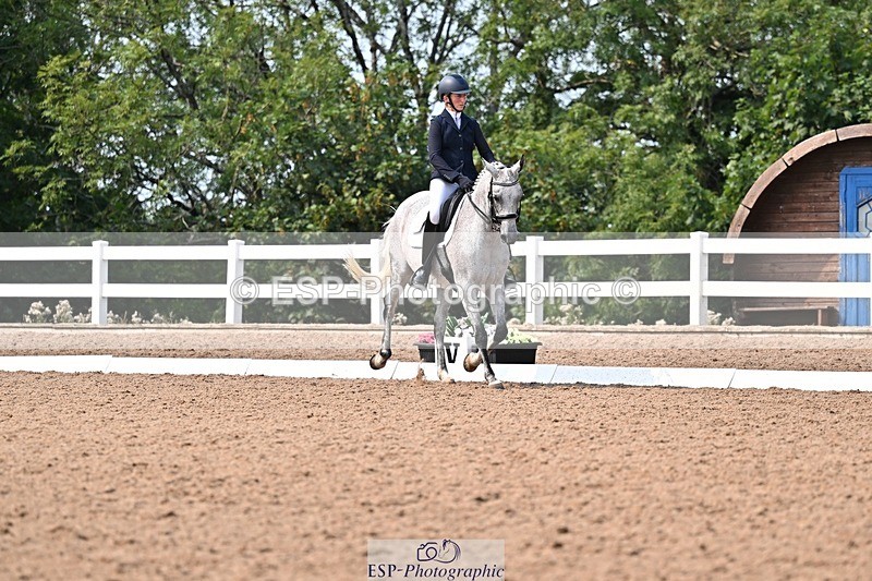 250816-145228-05475 - 149-Sophie.HawkeRAINBOW.DREAM