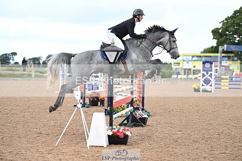 240912A-105027-00420 - Cls 2 Snr Newcomers