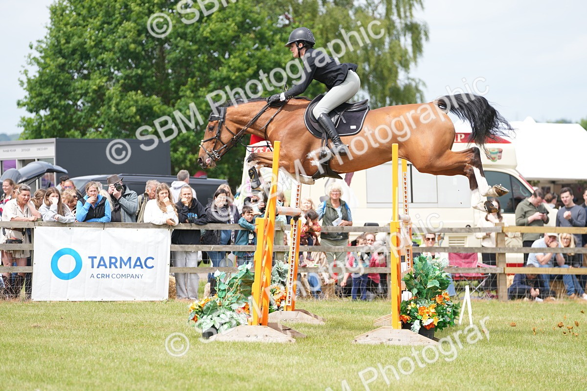 SBM_06505 - Class 202 - National 1.40m Open