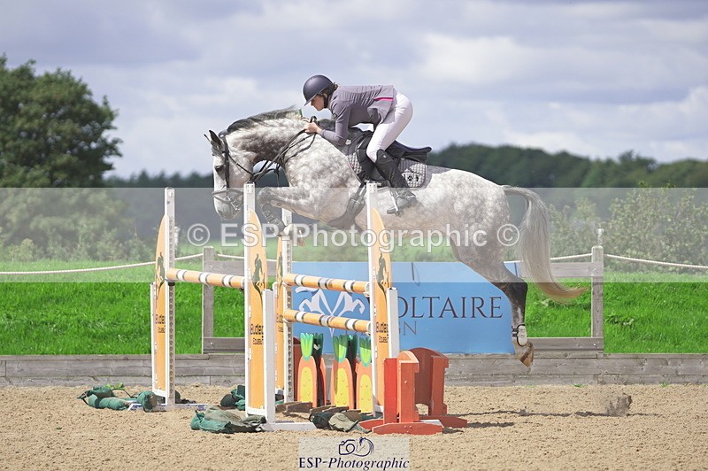 230806A-125110-02076 - Cls 14 Snr Foxhunter & 1.20m Open