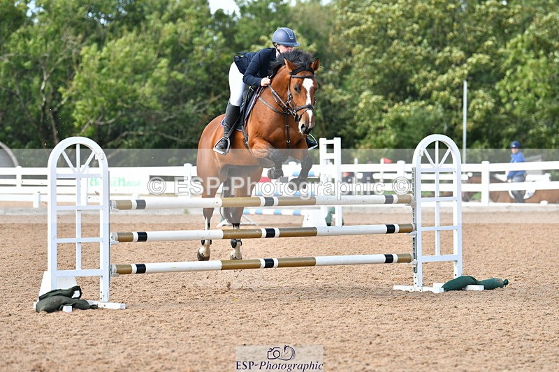 230819A-160124-01094 - Cls 33 1.05m Amateur Qualifier