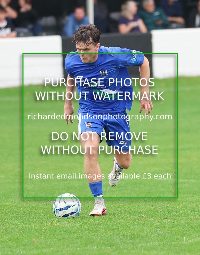 533A0386 - Kendal Town vs Blyth Town (29/8/26)
