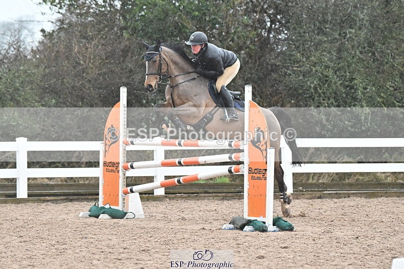 240225A-132843-05486 - Cls 21 Newcomers and 1.10m Open