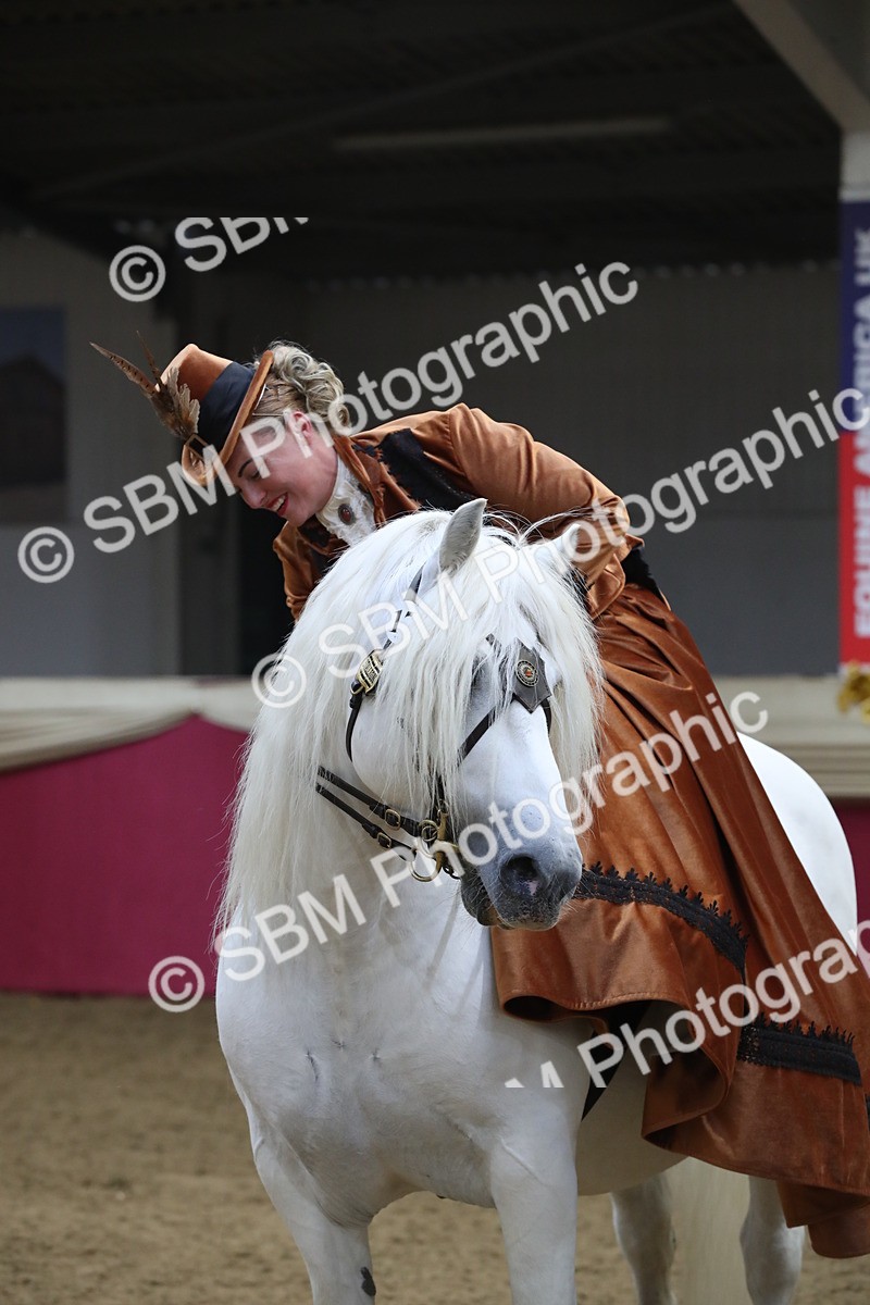 SBM_11604 - Class 105 Ridden Costume- Side Saddle