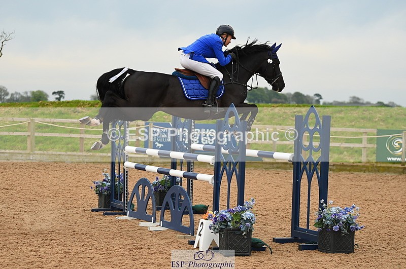 230504A-092630-00352 - Cls 8 Snr Foxhunter