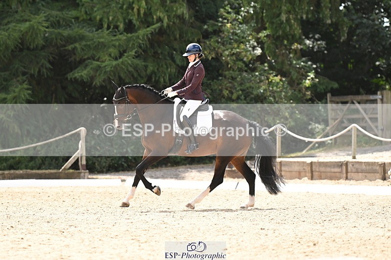 250808A-154548-01623 - 134-Lucy.AmyPretty.Karla