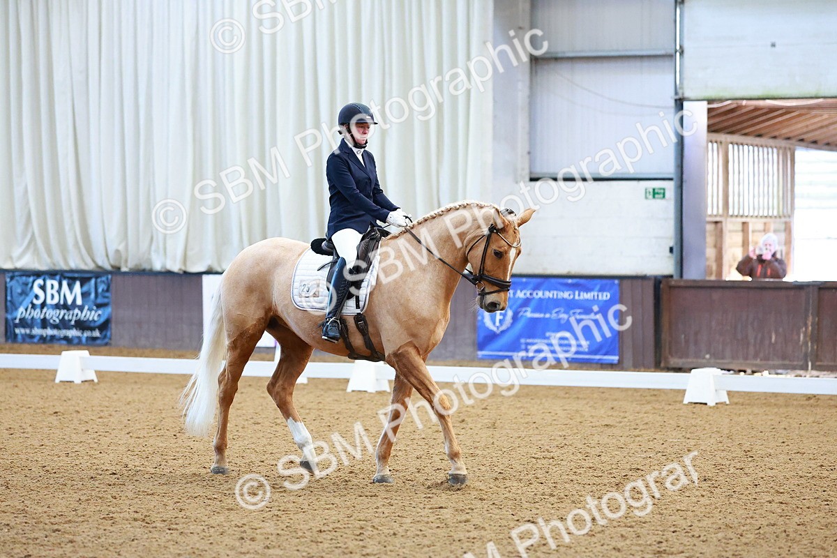 SBM_001211 - Class 18-15-16-22 - Elementary 5 Novice 5-Novice 6