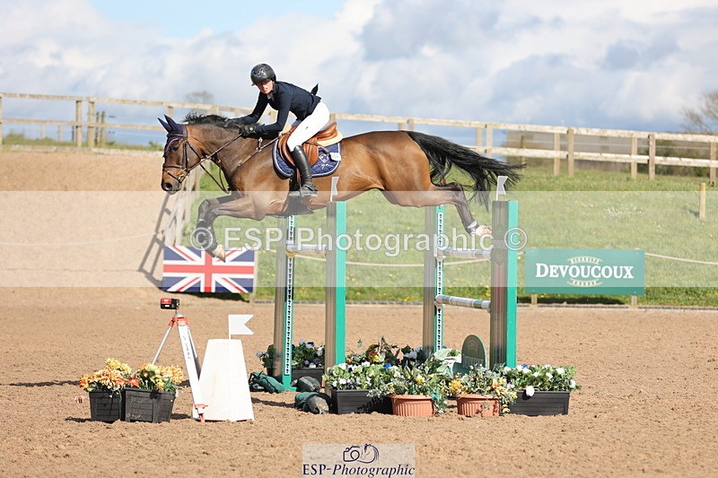 240419A-162616-09367 - Cls 10, 2 Star Big Tour 145cm  15.45 to 16.35 break