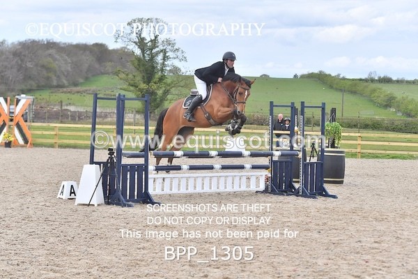 BPP_1305 - CLASS 15 SAT Senior BritiNovice/ 90cm Open