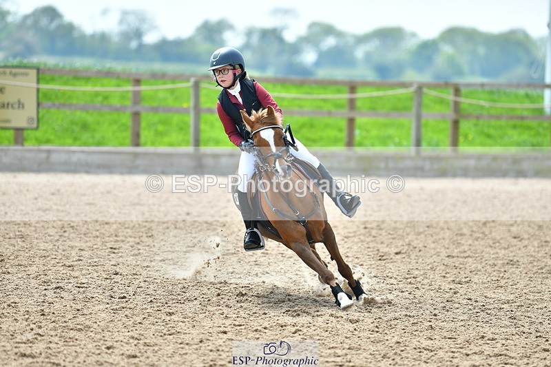 230513A-133102-01094 - Cls 34+35 Club 60cm