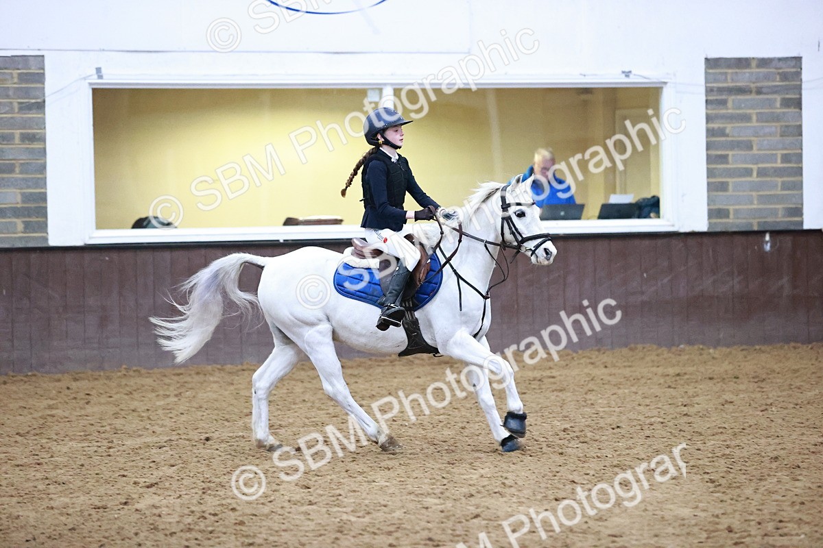 SBM_000159 - Class 1 - Pony Intro 70cm