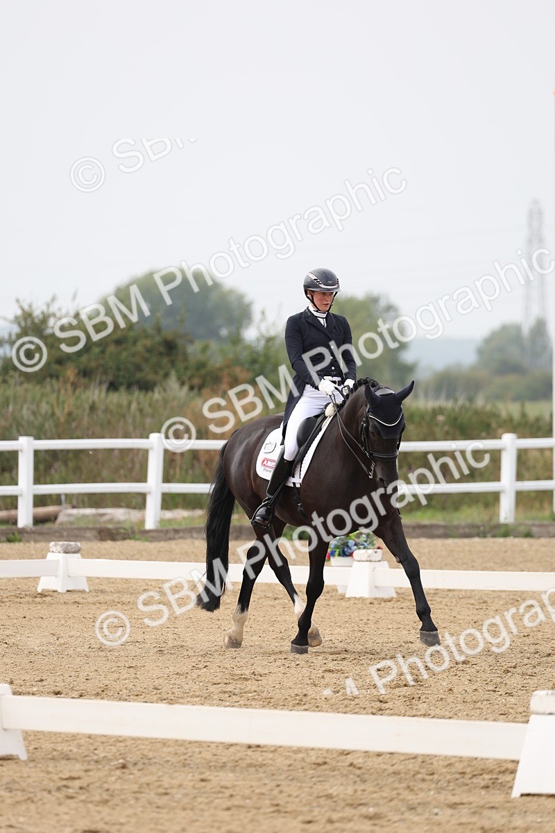 SBM_008204 - Class 10 - FEI INT I - 16.10-16.50